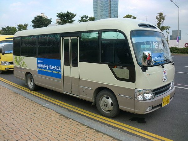 Пригородный автобус Hyundai County: конструкция, подробное описание, основные сведения, основные и технические характеристики, комплектация, параметры двигателя