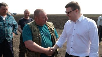 Губернатор Алексей Текслер ознакомился с ходом посевной кампании в Челябинской области